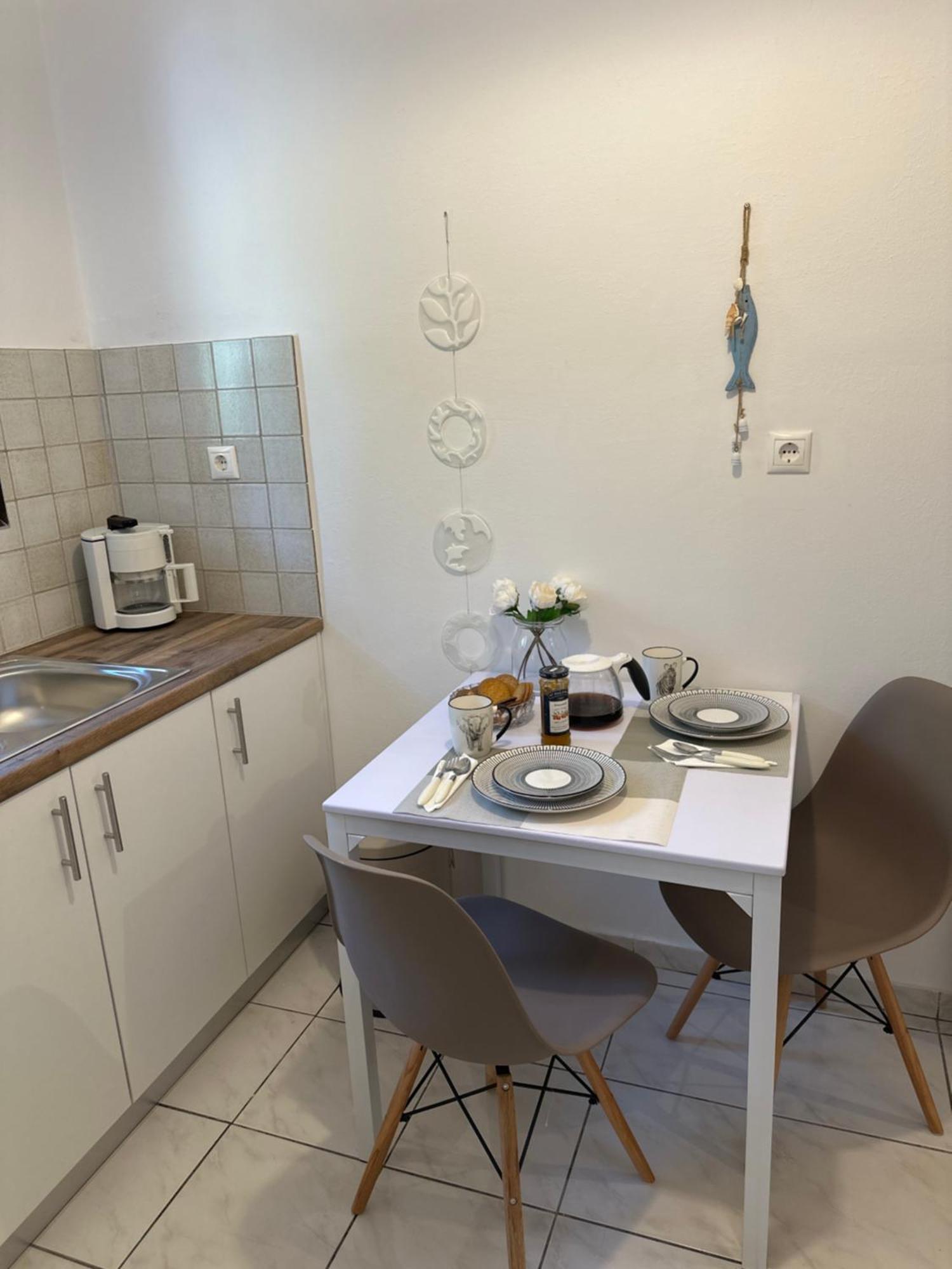 Eratous Seaside House Apartment Varnavas